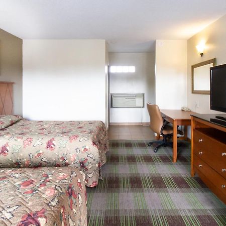 Whitehouse Motel Richmond South Bellwood Екстериор снимка